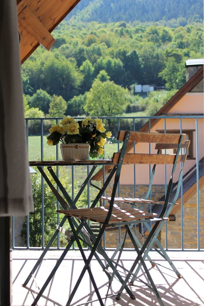 Hotel Snoe Beret Vielha Exterior foto